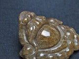 金針ルチル 金蟾 置物 手彫り 彫刻品 キンセン ルチルクォーツ 原石 一点物  144-93