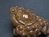 金針ルチル 金蟾 置物 手彫り 彫刻品 キンセン ルチルクォーツ 原石 一点物  144-95