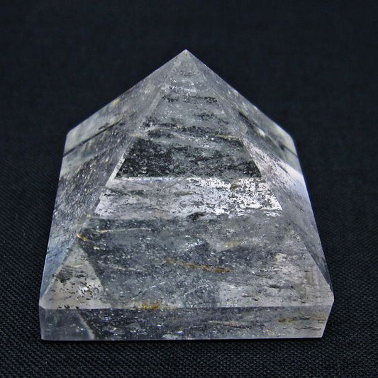水晶 ピラミッド置物 一点物 145-1019
