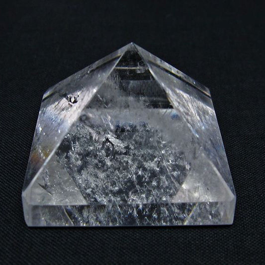水晶 ピラミッド置物 一点物 145-1042