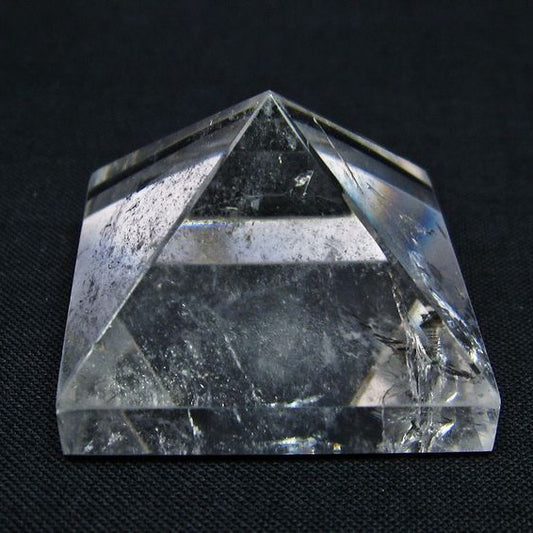 水晶 ピラミッド置物 一点物 145-1050
