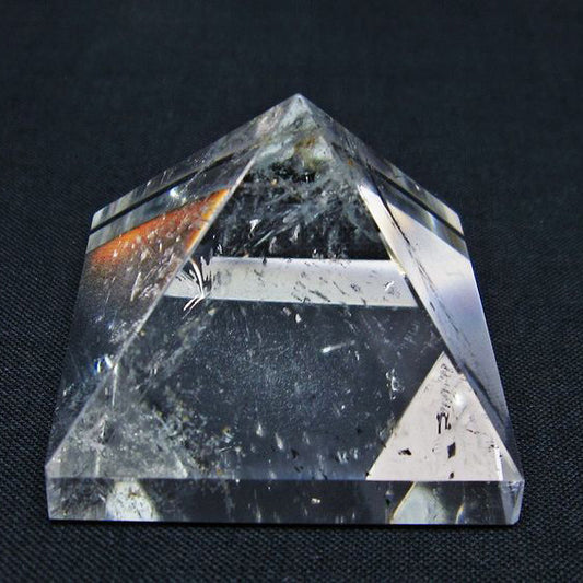 水晶 ピラミッド置物 一点物 145-1070