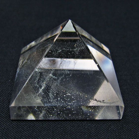 水晶 ピラミッド置物 一点物 145-1089