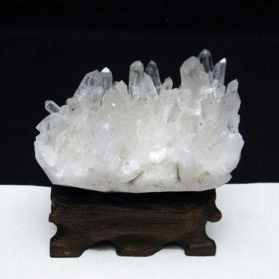 水晶 クラスター 四川省産 水晶 原石 台座付属 一点物 172-2843