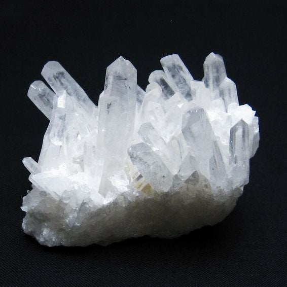 水晶 クラスター 四川省産 水晶 原石 一点物 172-2848