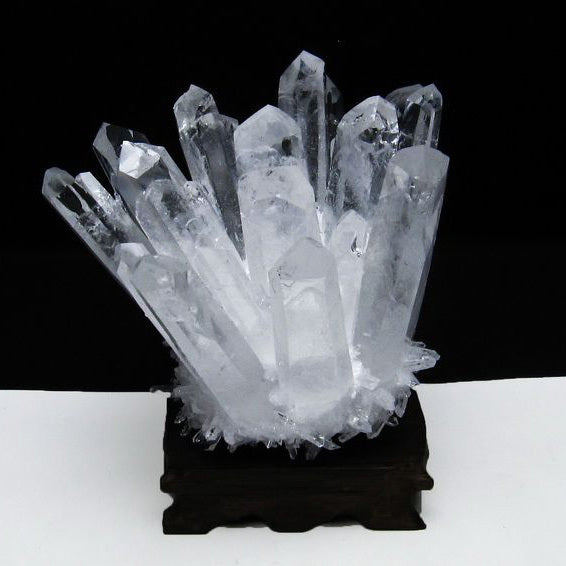 水晶 クラスター 水晶 原石 置物 浄化用水晶 インテリア 台座付属 一点物 [送料無料] 182-5230